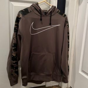 Nike dri fit hoodie